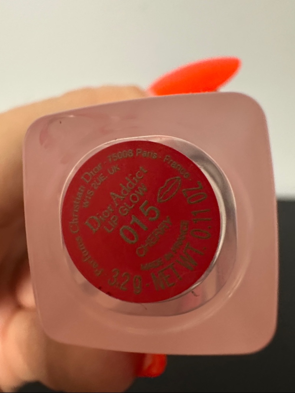 Dior Lip Glow Color Reviver Balm — 015 Cherry - Picture 3 of 6